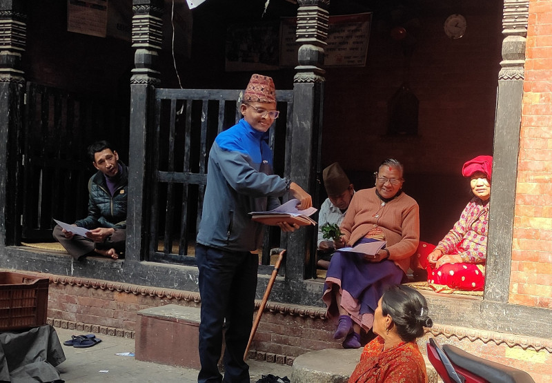 पम्फा, अमृत र तोसिमाको क्षेत्रमा भोट माग्दै दाैडिएका यी उम्मेदवार (भिडियाे)